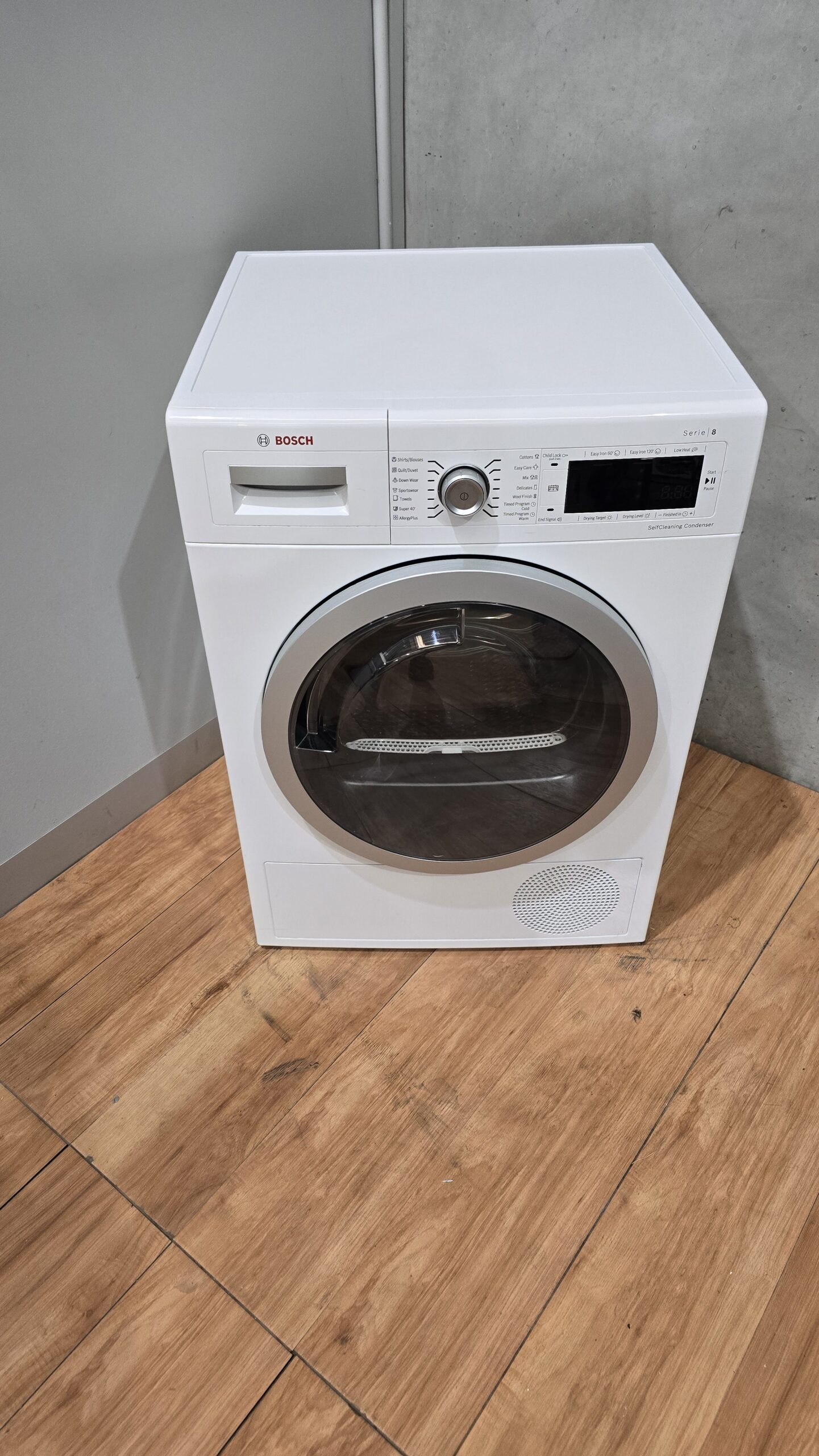 Bosch serie8 8kg heat pump dryer